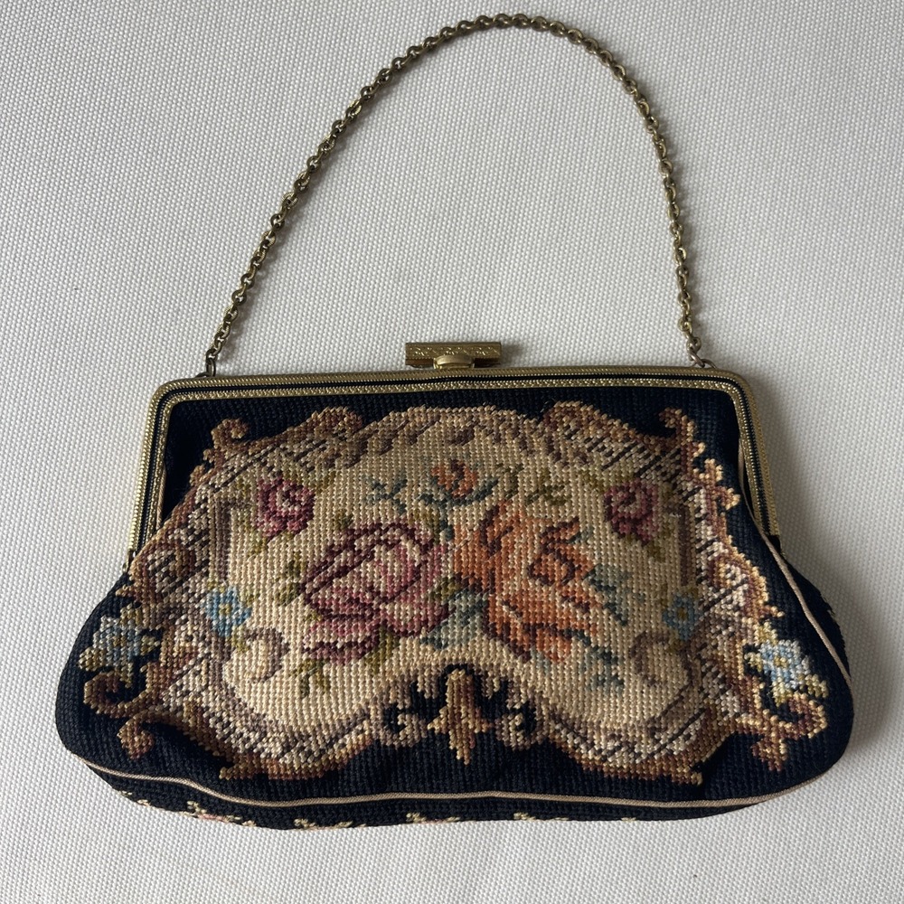 Vintage Needlepoint Evening Purse With Gold‎ Chain Floral Pattern - Picture 4 of 10